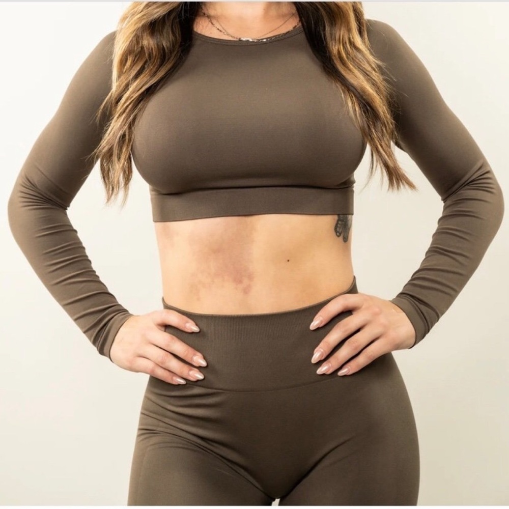 Long sleeve crop top TYC